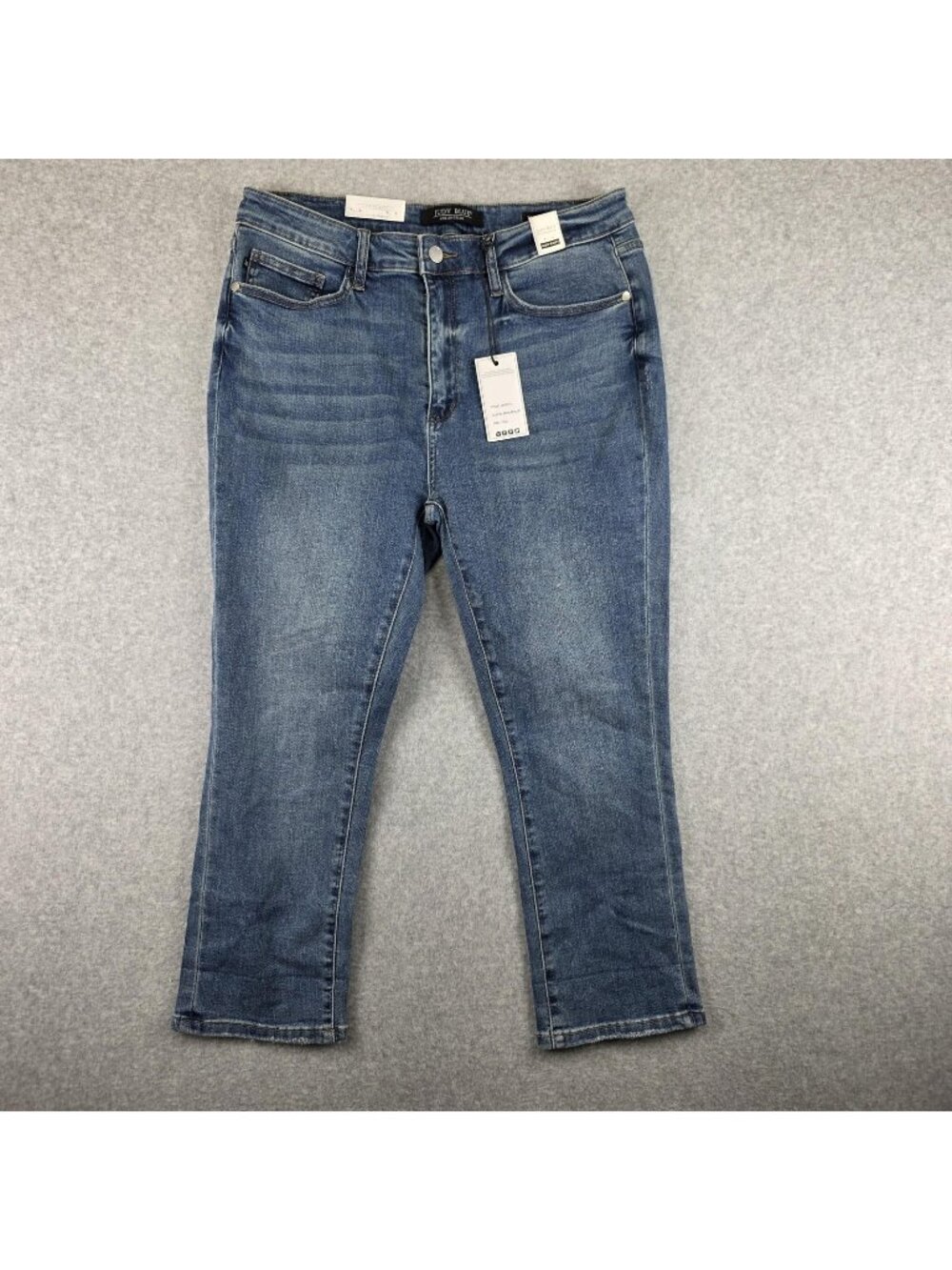 Judy Blue Jeans Womens 15/32 Skinny Fit Capri Medium Wash Stretch Denim NWT